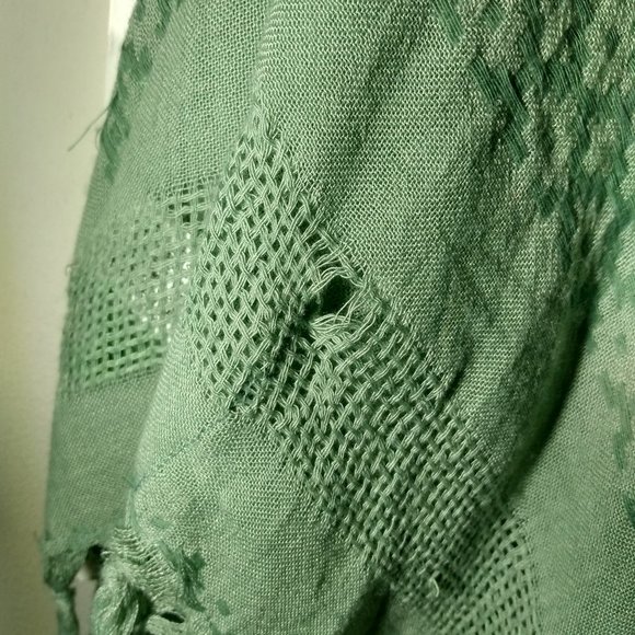 Umgee Green Oversized Cover Up Poncho Shrug Overthrow Size Large - Picture 3 of 6